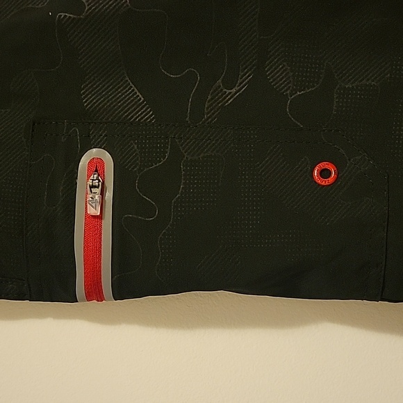 NWT: ZeroXposur Men's Swim Trunks - Picture 3 of 14